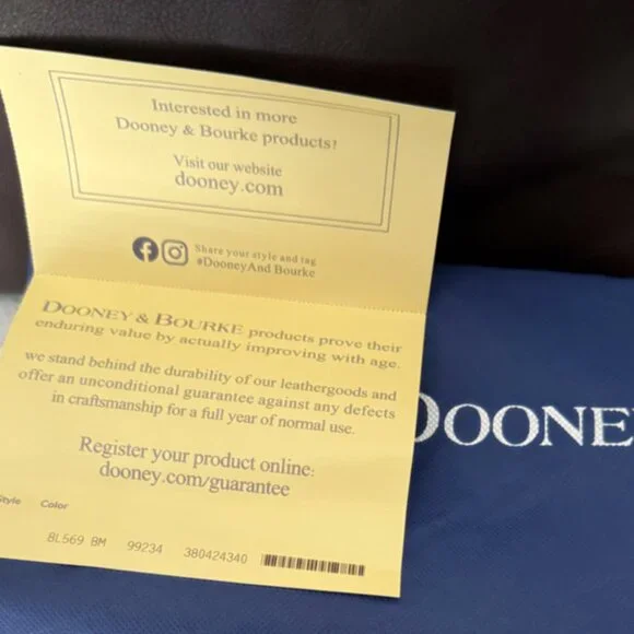 Nwt Dooney & Bourke Florentine Leather Medium Russel Tote Bag - Picture 12 of 13